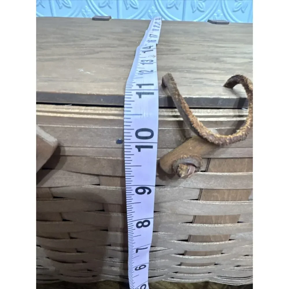 Longaberger Large Picnic Basket w/Liner, Riser Swing Lid & 2Handles Handmade US